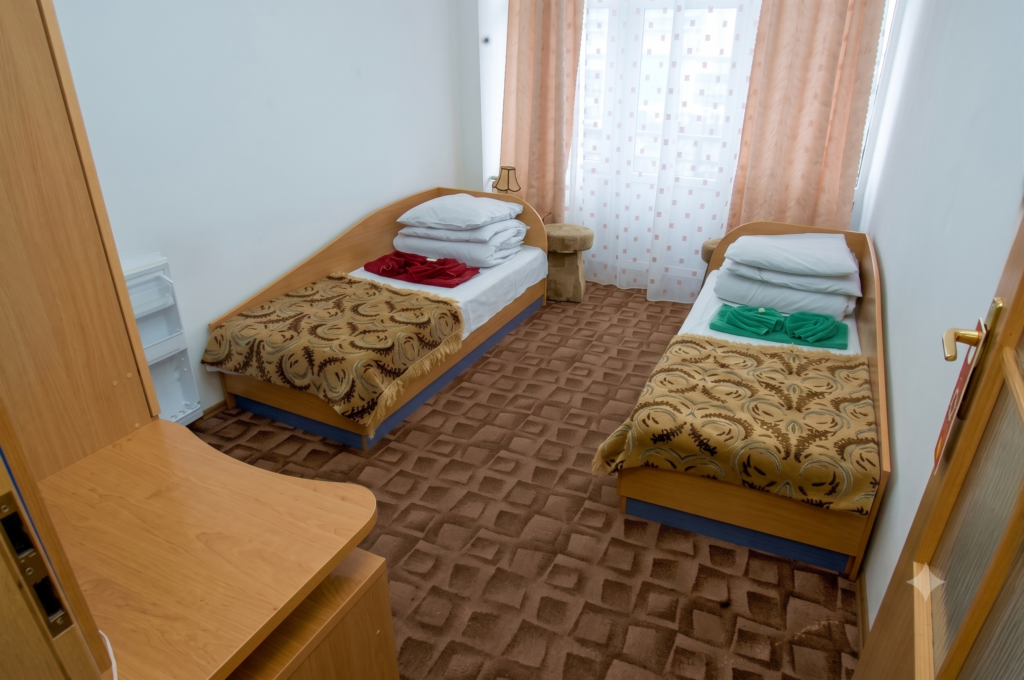 One room +