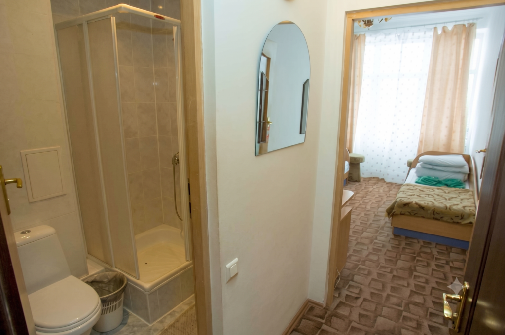 One room +