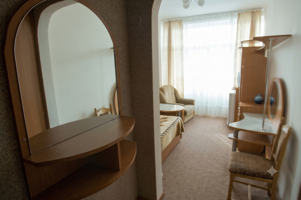 One room +